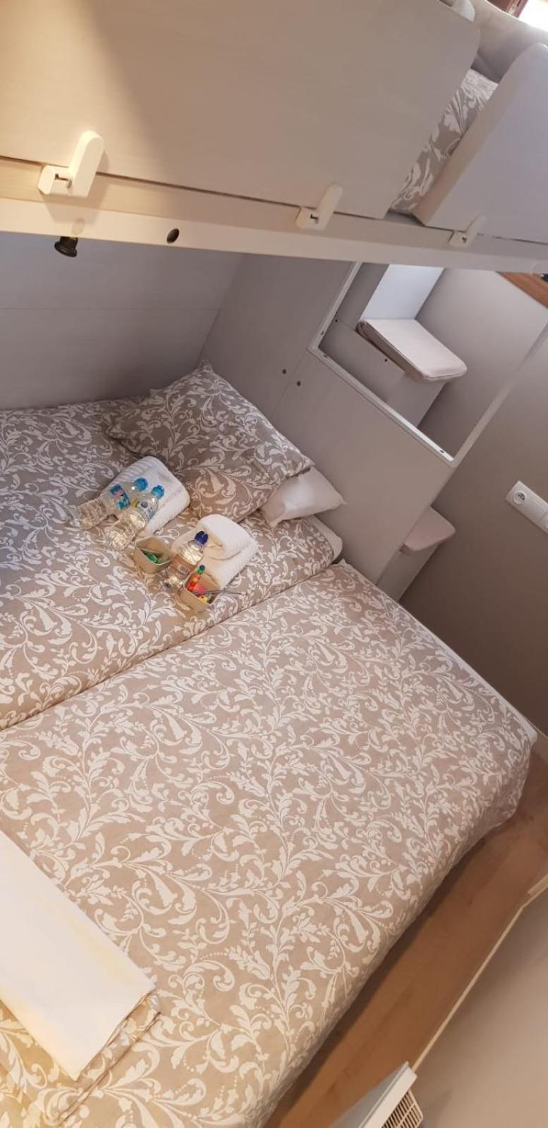 La Pause 25 Apartment Sainte-Leocadie Ngoại thất bức ảnh